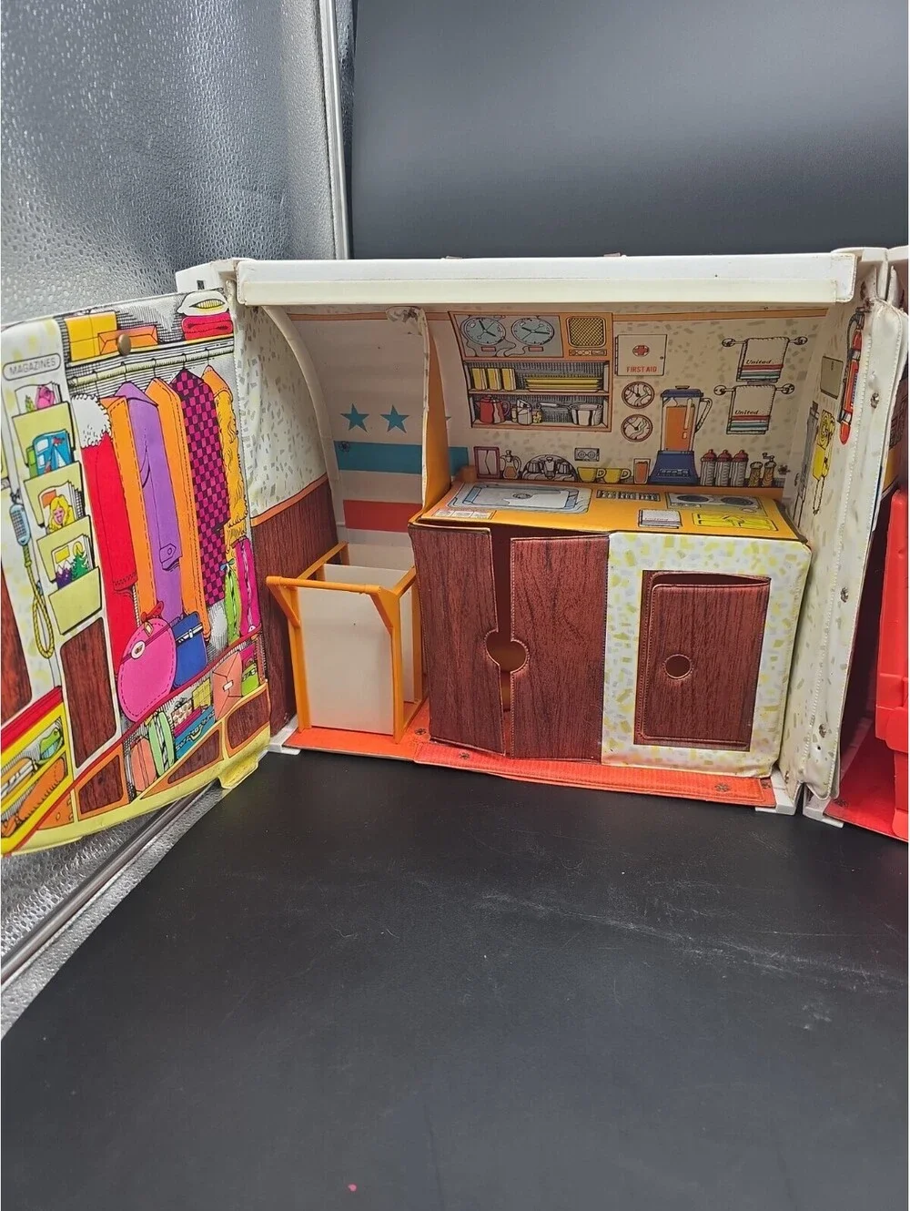 Vintage 1970's Friendship Barbie Plane